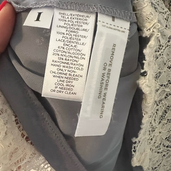 LOFT sleeveless top with lace accent size MP (G125) - Picture 6 of 12